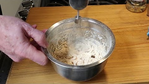 Συνταγή για ζυμαρικά με μέλι και κανέλα